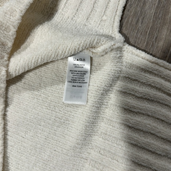 Cynthia Rowley Cream Chunky Knit Sweater Size Medium - Picture 4 of 5